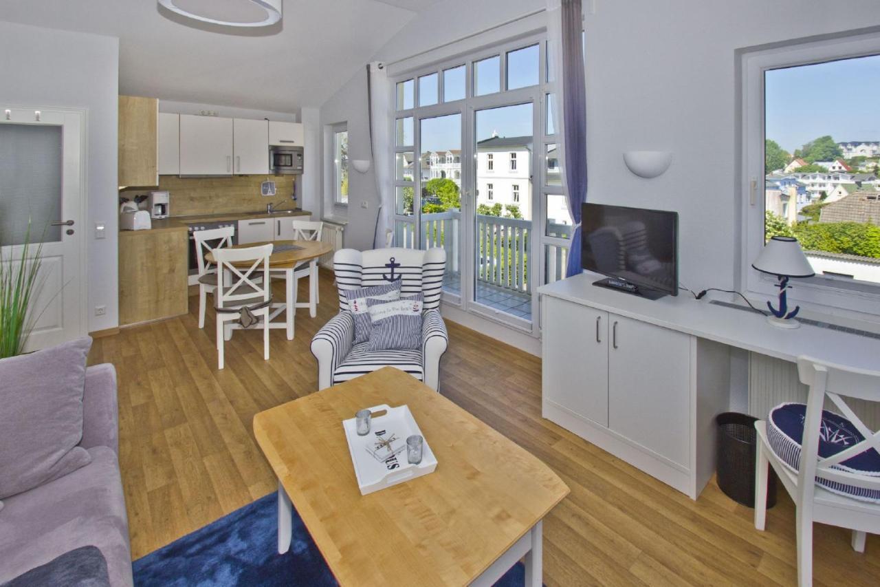 Mit Meerblick Und Balkon, Gratis Nutzung Vom Ahoi Erlebnisbad Und Sauna In Sellin - Meeresblick Fewo 48 Гёрен Экстерьер фото